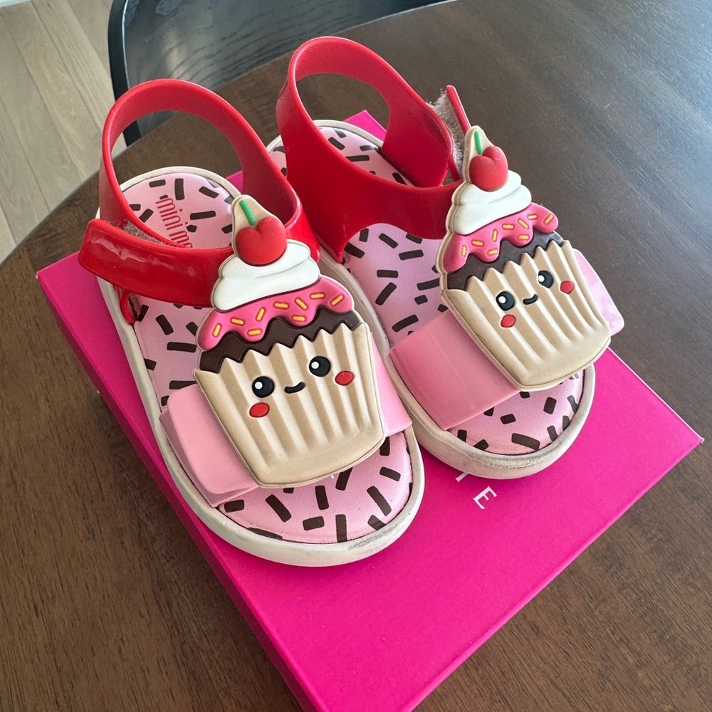 Mini Melissa size 8 sandals.
